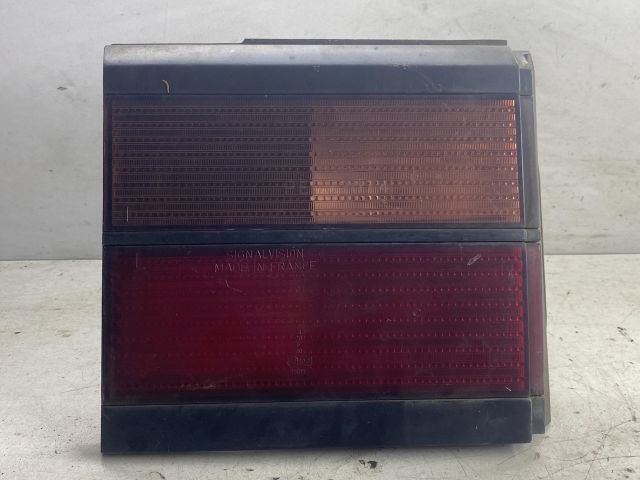 bontott VW PASSAT B3 B4 Bal Belső Hátsó Lámpa