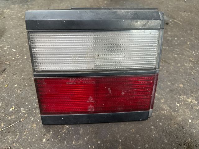 bontott VW PASSAT B3 B4 Bal Belső Hátsó Lámpa