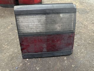 bontott VW PASSAT B3 B4 Bal Belső Hátsó Lámpa