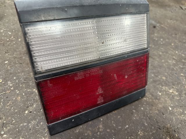 bontott VW PASSAT B3 B4 Bal Belső Hátsó Lámpa