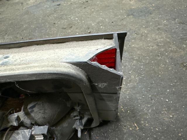 bontott VW PASSAT B3 B4 Bal Belső Hátsó Lámpa