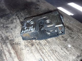 bontott VW PASSAT B3 B4 Bal első Ajtózár