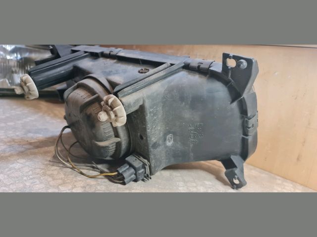 bontott VW PASSAT B3 B4 Bal Fényszóró