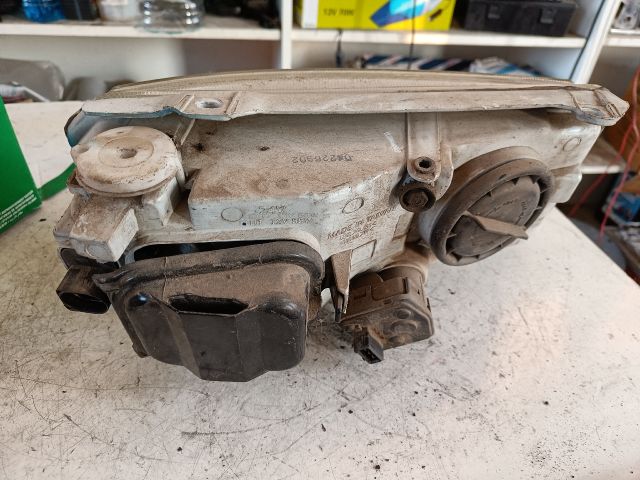 bontott VW PASSAT B3 B4 Bal Fényszóró