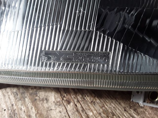 bontott VW PASSAT B3 B4 Bal Fényszóró