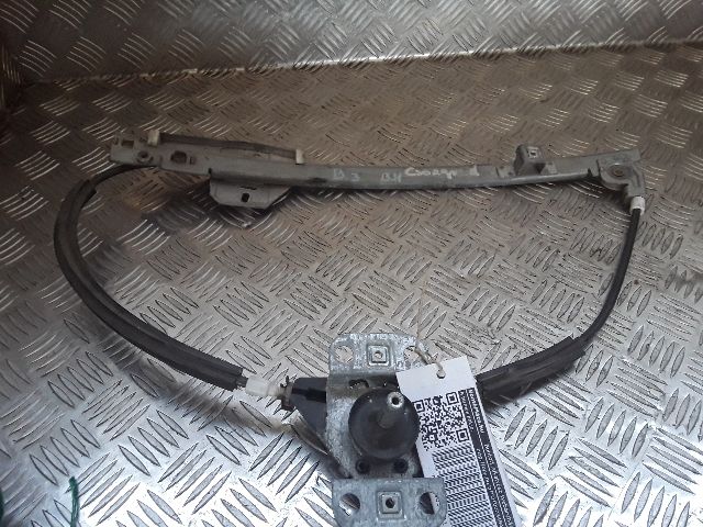 bontott VW PASSAT B3 B4 Bal hátsó Ablakemelő Szerkezet (Mechanikus)