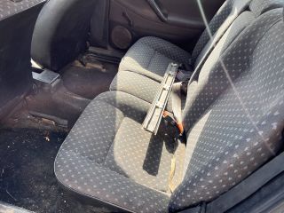 bontott VW PASSAT B3 B4 Bal hátsó Ajtóhatároló