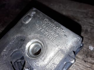 bontott VW PASSAT B3 B4 Bal hátsó Ajtózár