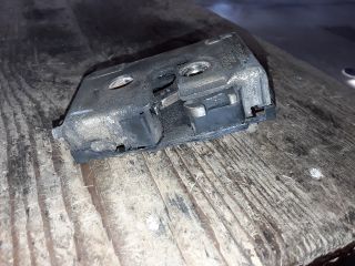 bontott VW PASSAT B3 B4 Bal hátsó Ajtózár