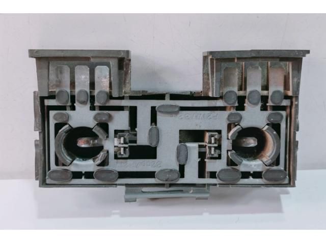 bontott VW PASSAT B3 B4 Bal Hátsó Lámpa Foglalat