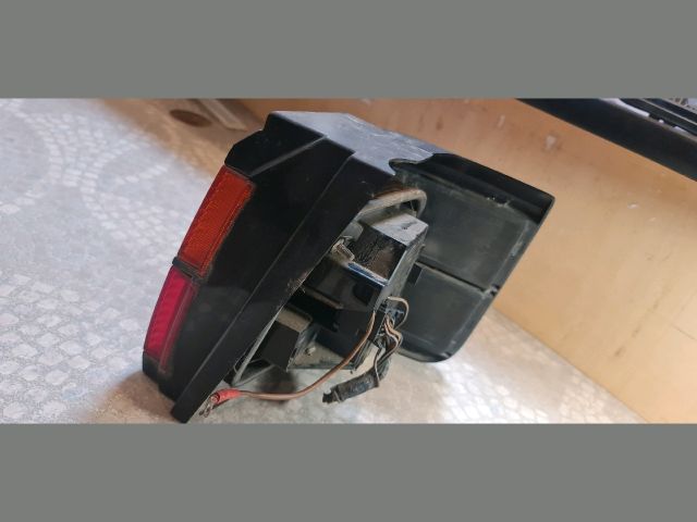 bontott VW PASSAT B3 B4 Bal Hátsó Lámpa