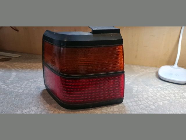 bontott VW PASSAT B3 B4 Bal Hátsó Lámpa