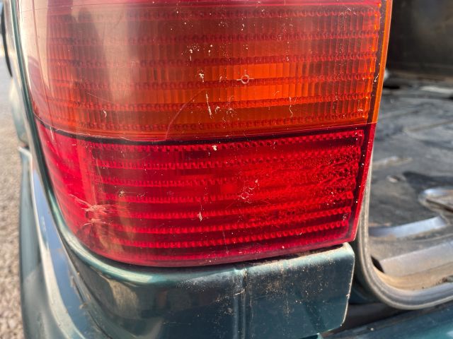 bontott VW PASSAT B3 B4 Bal Hátsó Lámpa