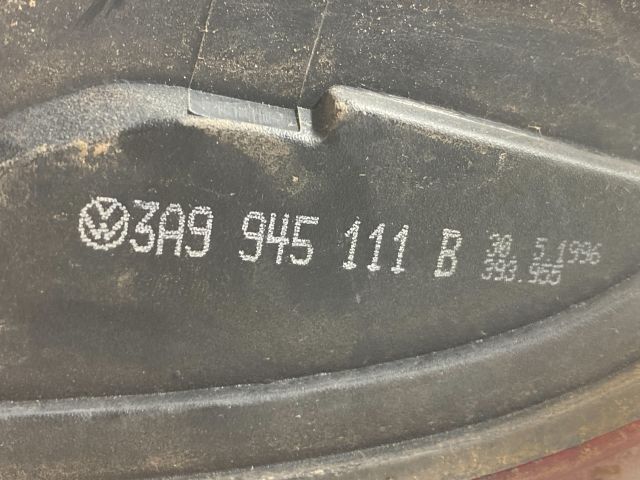 bontott VW PASSAT B3 B4 Bal Külső Hátsó Lámpa