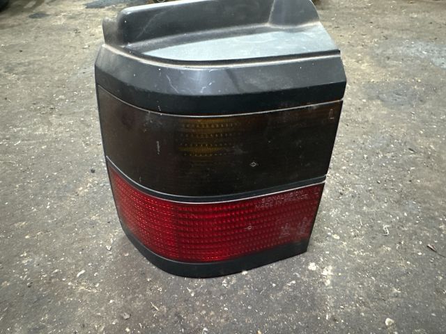 bontott VW PASSAT B3 B4 Bal Külső Hátsó Lámpa