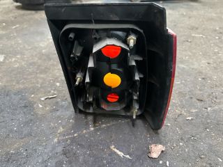 bontott VW PASSAT B3 B4 Bal Külső Hátsó Lámpa