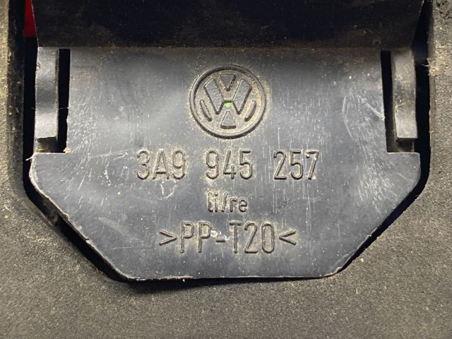 bontott VW PASSAT B3 B4 Bal Külső Hátsó Lámpa