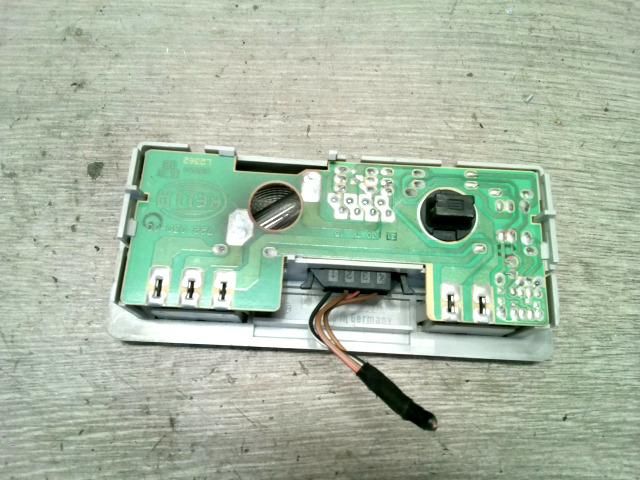 bontott VW PASSAT B3 B4 Beltér Világítás Első