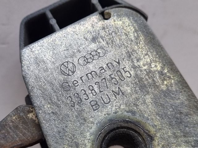 bontott VW PASSAT B3 B4 Csomagtérajtó Zárszerkezet