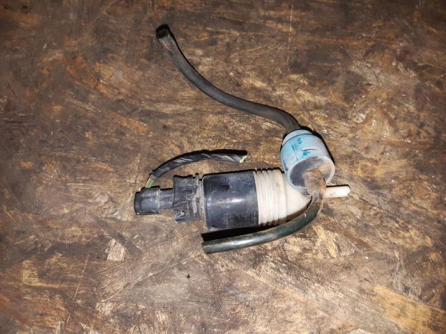 bontott VW PASSAT B3 B4 Első Ablakmosó Szivattyú