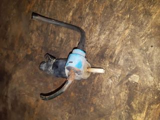 bontott VW PASSAT B3 B4 Első Ablakmosó Szivattyú