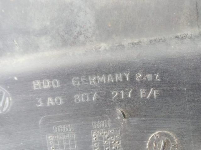 bontott VW PASSAT B3 B4 Első Lökhárító (Üresen)