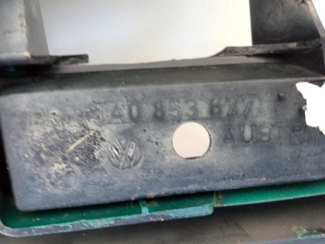 bontott VW PASSAT B3 B4 Első Lökhárító (Üresen)