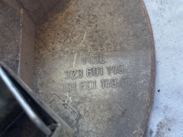 bontott VW PASSAT B3 B4 Felniközép (1 db)