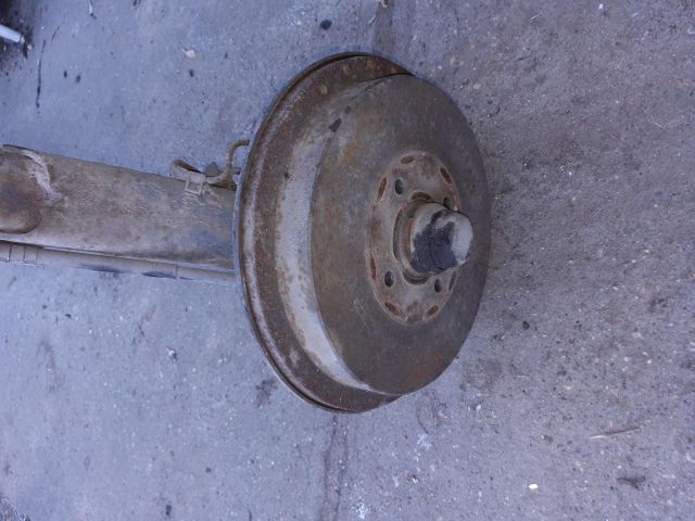 bontott VW PASSAT B3 B4 Hátsó Híd (Dobfékes)