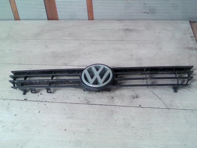 bontott VW PASSAT B3 B4 Hűtőrács
