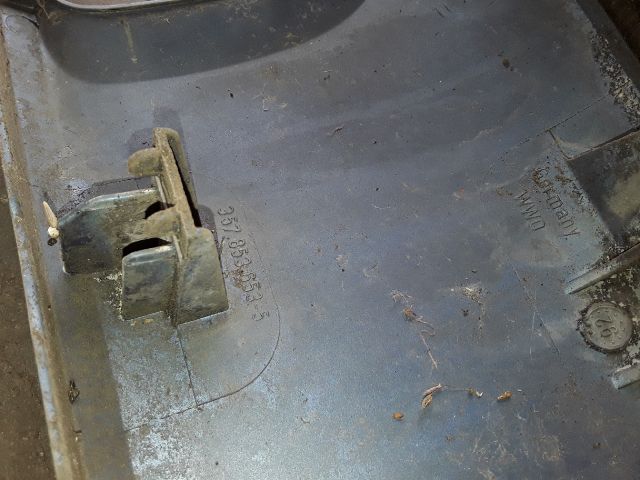 bontott VW PASSAT B3 B4 Hűtőrács