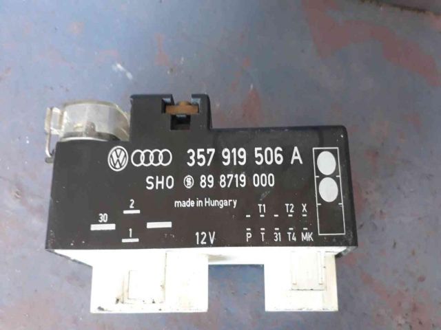 bontott VW PASSAT B3 B4 Hűtőventilátor Relé