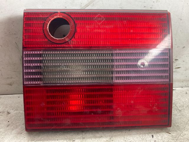 bontott VW PASSAT B3 B4 Jobb Belső Hátsó Lámpa