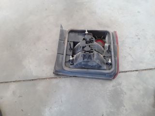 bontott VW PASSAT B3 B4 Jobb Belső Hátsó Lámpa