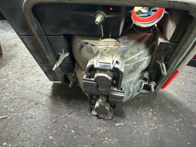 bontott VW PASSAT B3 B4 Jobb Belső Hátsó Lámpa