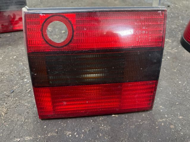 bontott VW PASSAT B3 B4 Jobb Belső Hátsó Lámpa