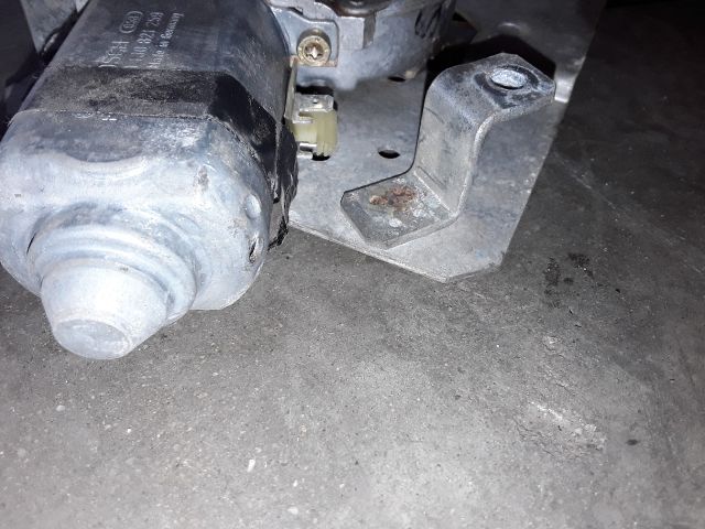 bontott VW PASSAT B3 B4 Jobb első Ablakemelő Szerkezet (Elektromos)