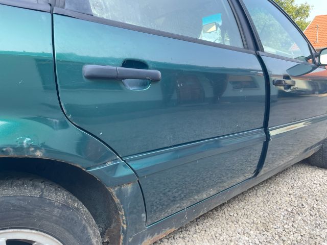 bontott VW PASSAT B3 B4 Jobb hátsó Ajtó (Üres lemez)