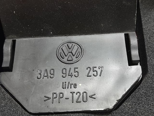 bontott VW PASSAT B3 B4 Jobb Hátsó Lámpa