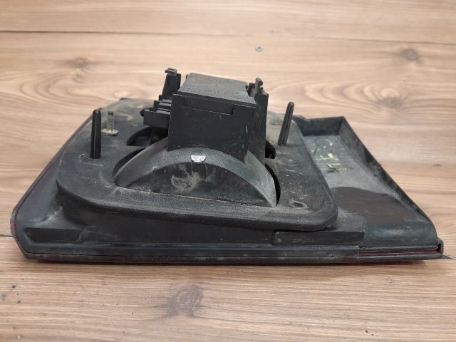 bontott VW PASSAT B3 B4 Jobb Hátsó Lámpa