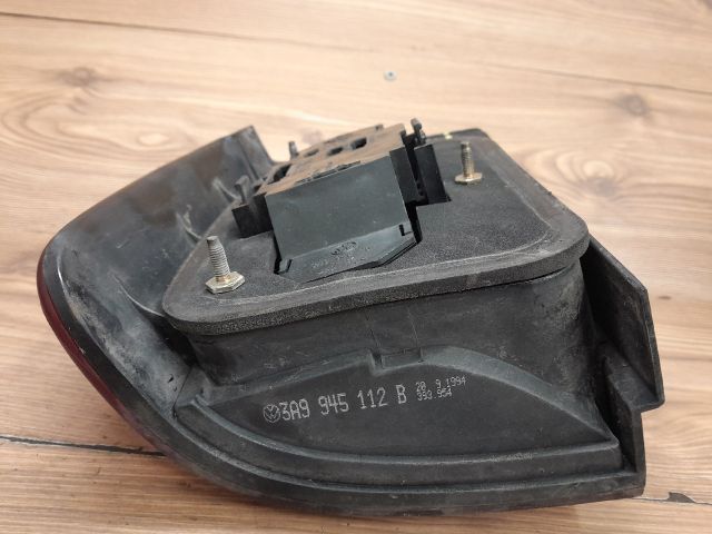 bontott VW PASSAT B3 B4 Jobb Hátsó Lámpa