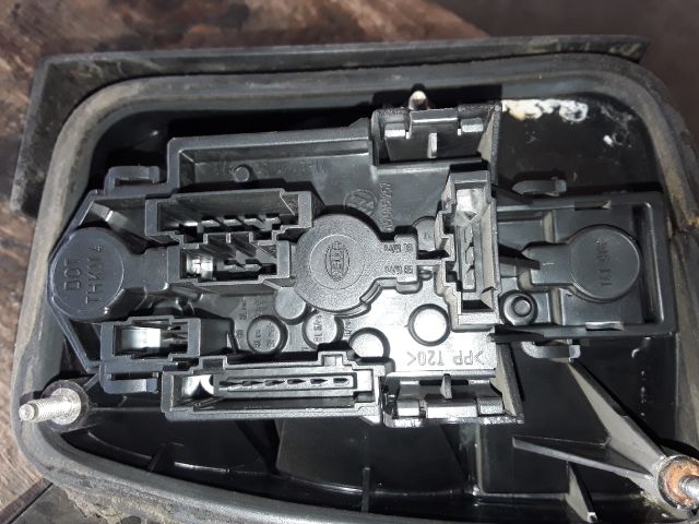 bontott VW PASSAT B3 B4 Jobb Külső Hátsó Lámpa