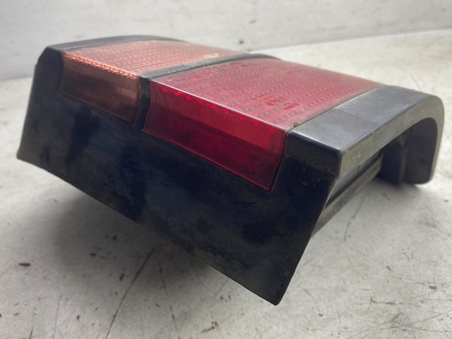 bontott VW PASSAT B3 B4 Jobb Külső Hátsó Lámpa