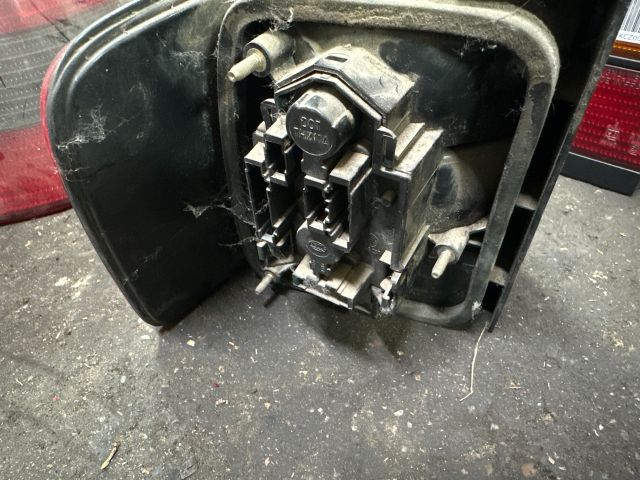 bontott VW PASSAT B3 B4 Jobb Külső Hátsó Lámpa