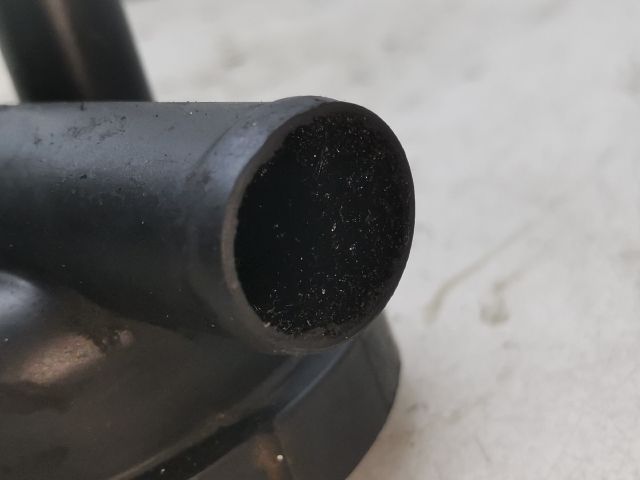 bontott VW PASSAT B3 B4 Kartergáz Visszavezető Szelep