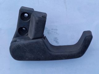 bontott VW PASSAT B3 B4 Motorháztető Nyitó Kar / Gomb