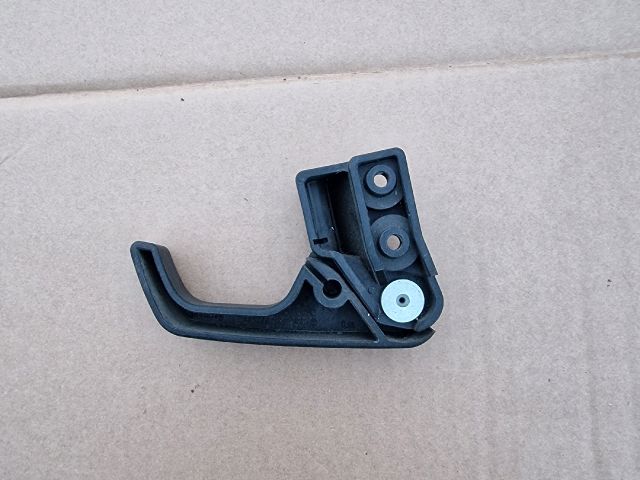 bontott VW PASSAT B3 B4 Motorháztető Nyitó Kar / Gomb