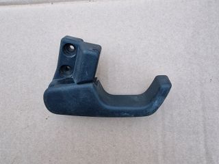 bontott VW PASSAT B3 B4 Motorháztető Nyitó Kar / Gomb