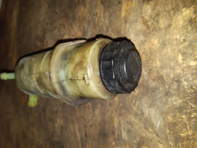 bontott VW PASSAT B3 B4 Szervóolaj Tartály