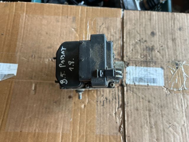 bontott VW PASSAT B5 ABS Kocka